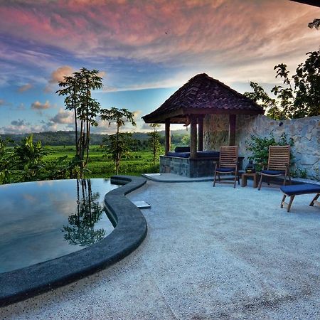 Villa Blue Steps Yogyakarta Esterno foto