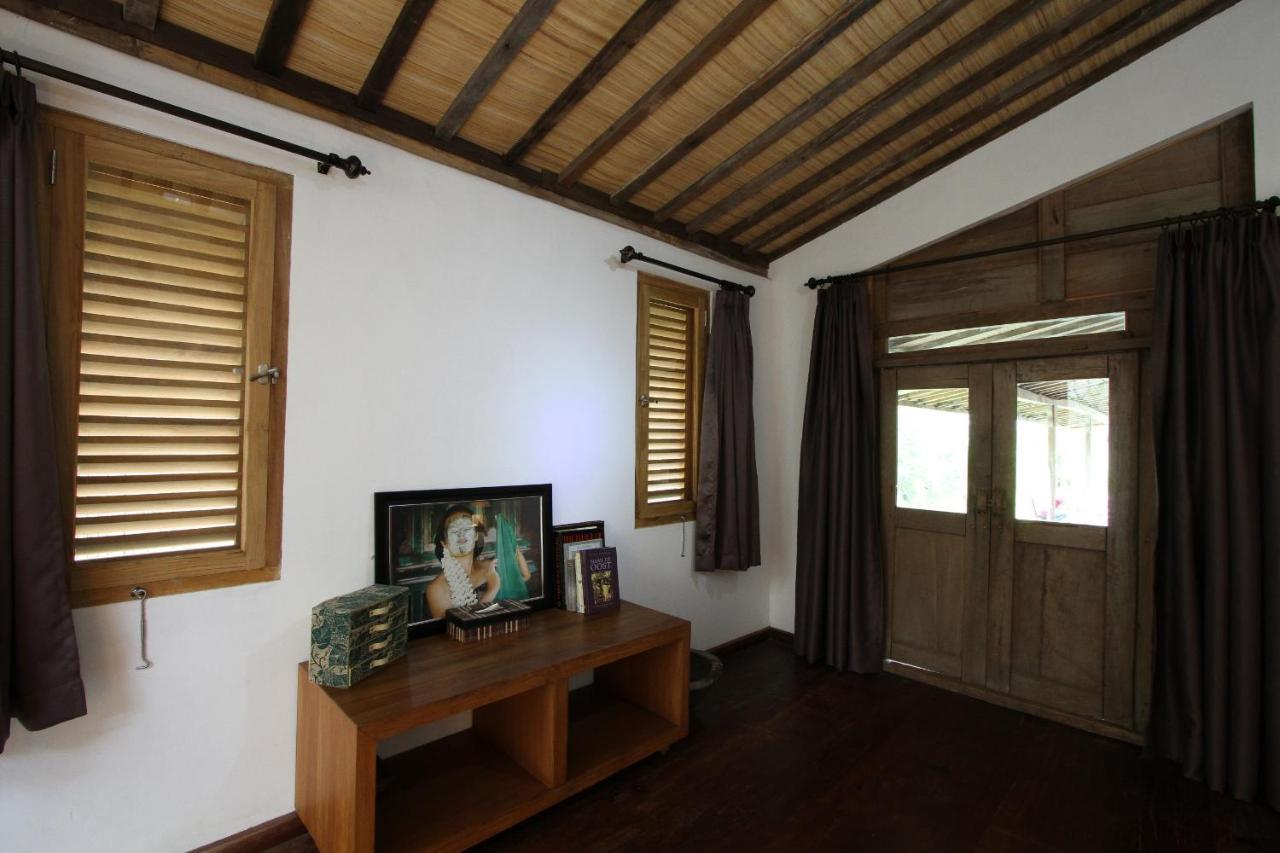Villa Blue Steps Yogyakarta Esterno foto