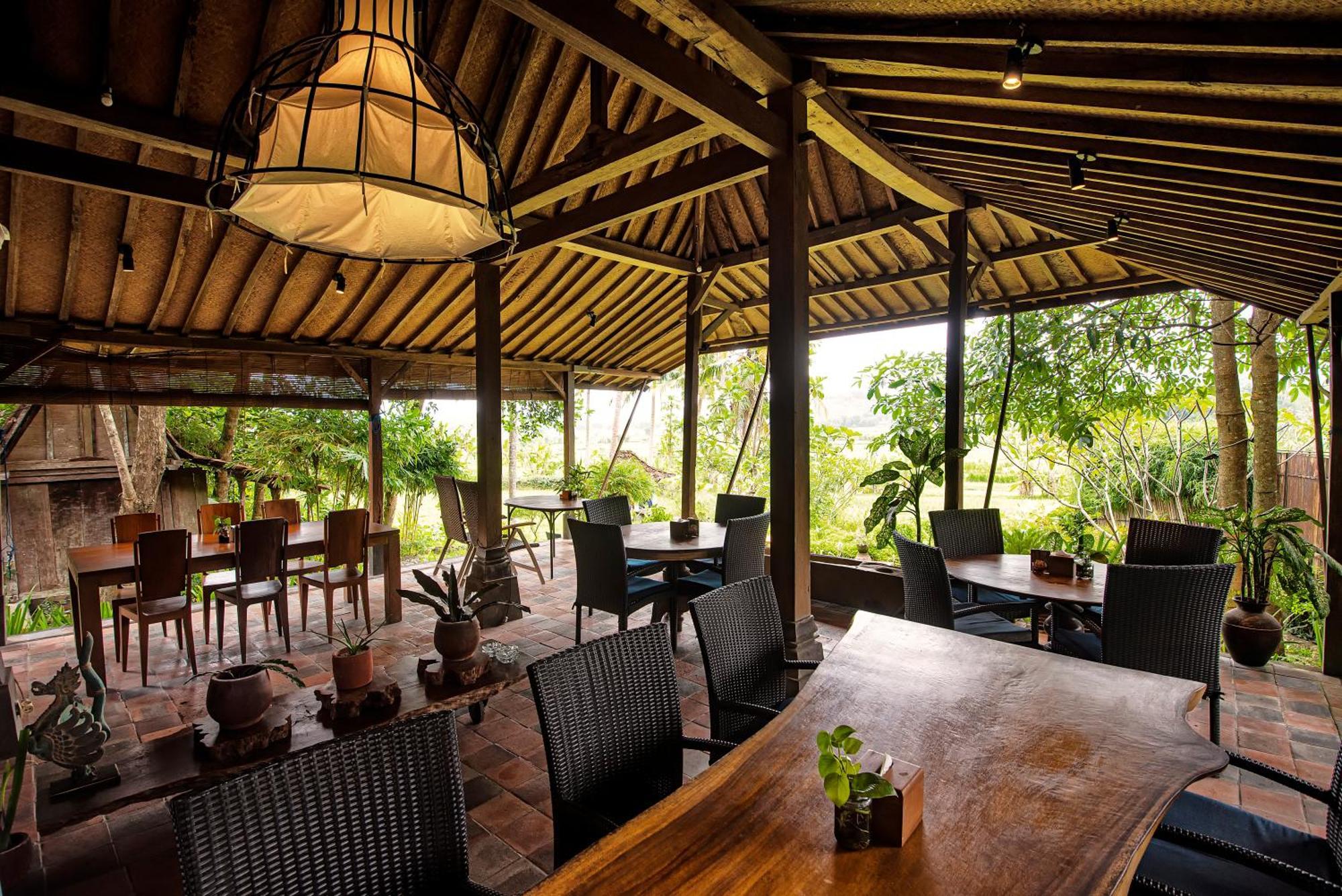 Villa Blue Steps Yogyakarta Esterno foto