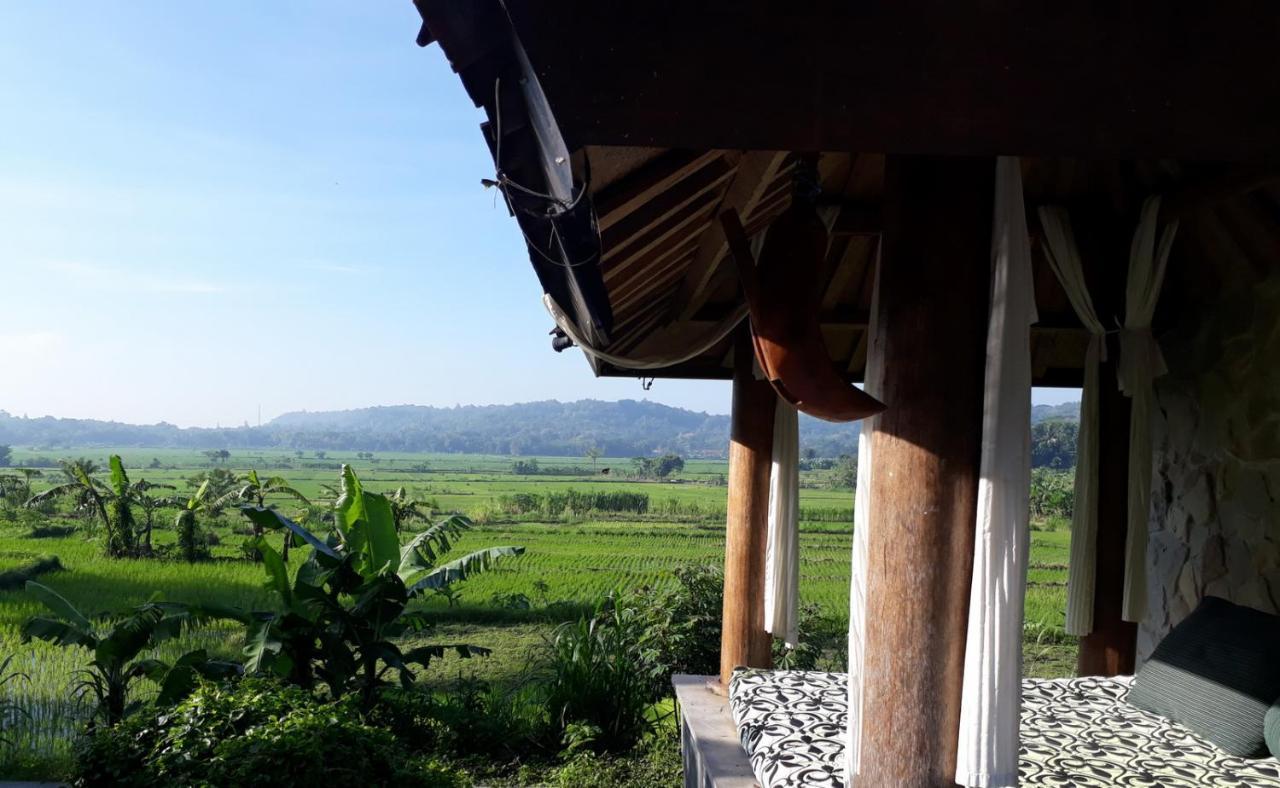 Villa Blue Steps Yogyakarta Esterno foto